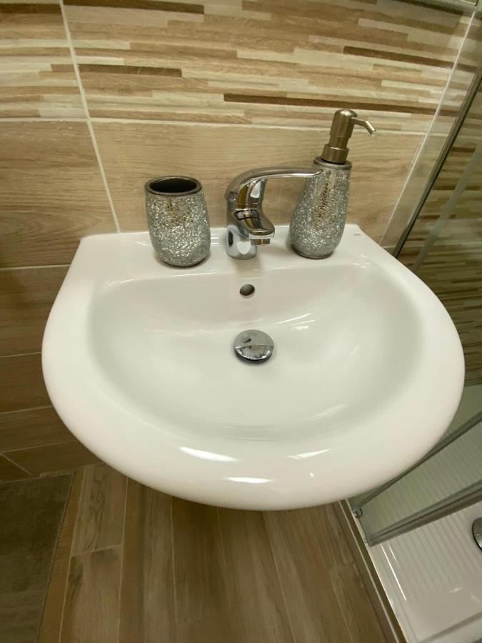 Atena Apartments B&B Gold Pescara Exterior photo
